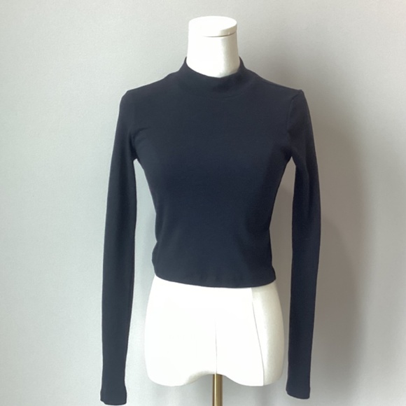BP. Mock Neck Crop Knit Top - M - Picture 2 of 5